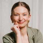 Angela Frank, Fractional CMO at Bobbie